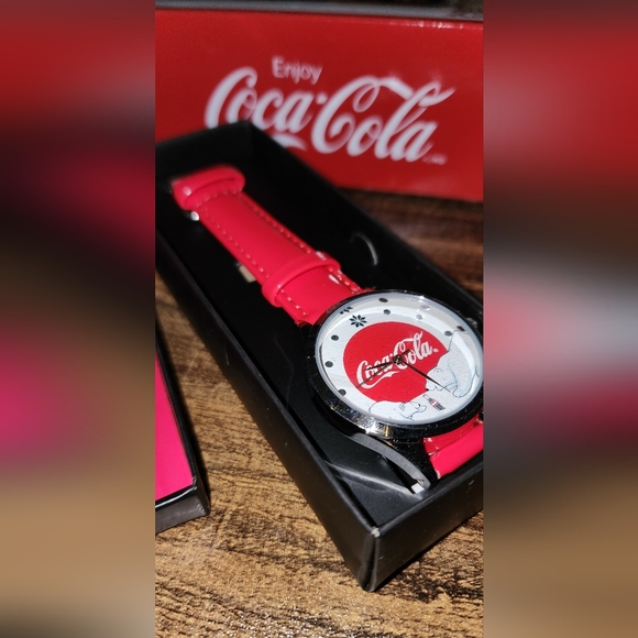 NWOT Coca-Cola Original Polar Bears Watch 🐻‍❄🥤 - Picture 1 of 5